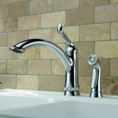 Delta Linden Pull Out Sprayer Kitchen Sink Faucet, Single Handle Kitchen Faucet In Chrome