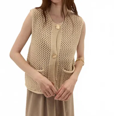 Deluc Anafi Vest In Ecru In Multi