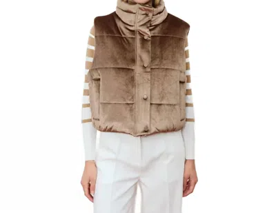 Deluc Tulipa Vest In Mink In Grey