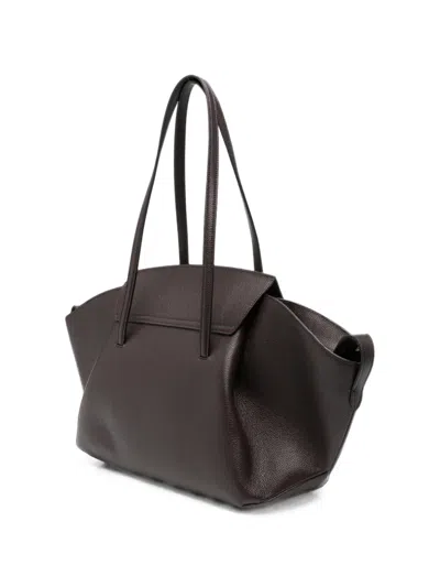 Demellier Brooklyn Grained Leather Tote Bag In Brown