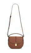 Demellier London The Siena Saddle Bag In Tan