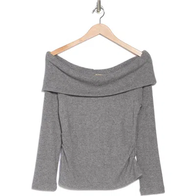 Democracy Off Shoulder Side Ruched Knit Top In Heather Charcoal