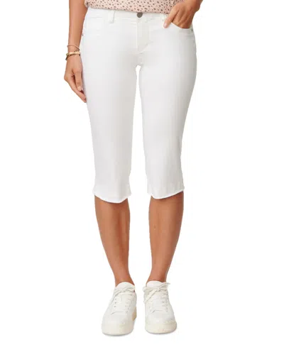 Democracy Petite Mid Rise Skimmer Short Jeans In White