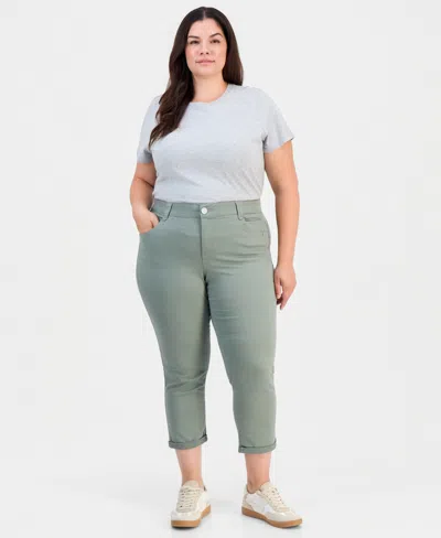 Democracy Plus Size Booty Lift Mid-rise Cropped Pants In Green