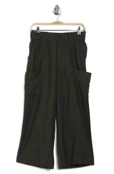 Democracy Pull-on Crop Wide Leg Pants In Midnight Olive
