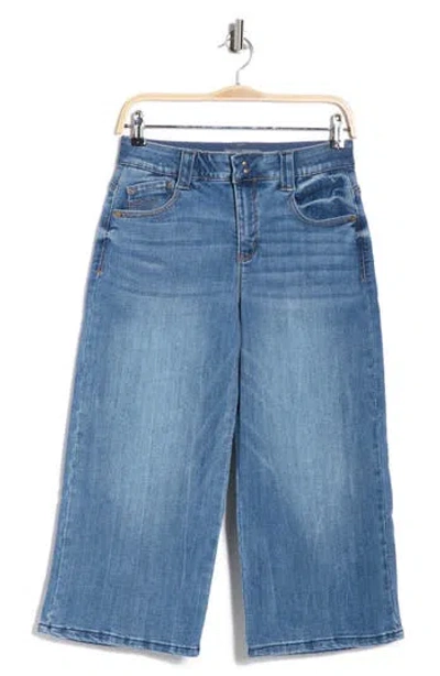 Democracy Relaxed Wide Leg Capri Jeans In Blue