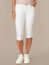 Democracy Skimmer Capri Pants In Optic White In White