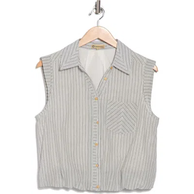 Democracy Sleeveless Bubble Hem Button-up Shirt