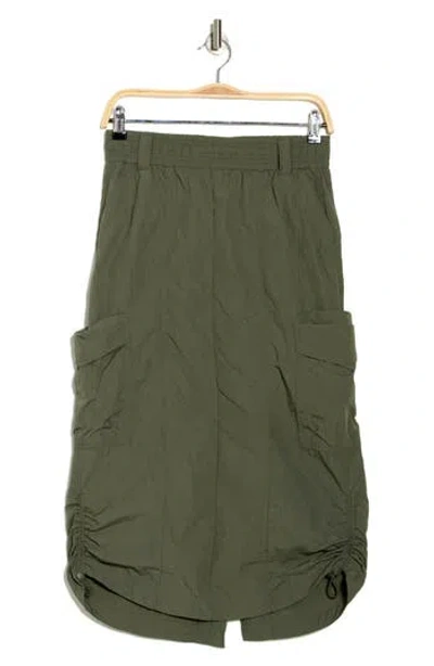 Democracy Tech Side Ruched Skirt In Lily Pad