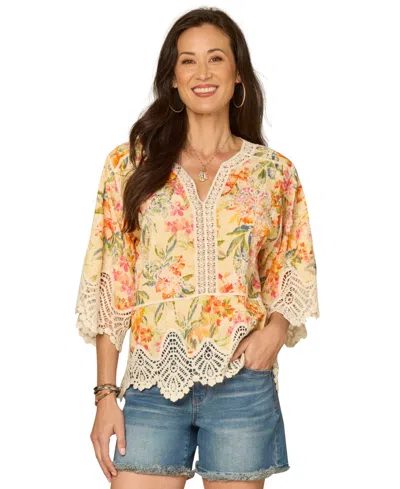 Democracy Women's V-neck Scallop Edge Crochet Top In Multi