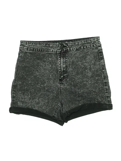 Pre-owned Denim Co Denim Shorts In Gray
