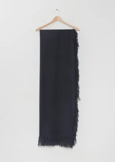 Denis Colomb Perou Solid Cashmere Stole In Black
