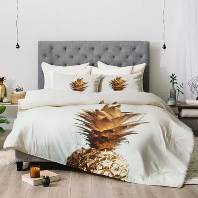 Deny Designs Chelsea Victoria Pineapple Comforter In White,orange