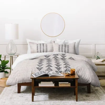 Deny Designs Pasadena Holli Zollinger French Tri Arrow Duvet Cover Set In Beige,black