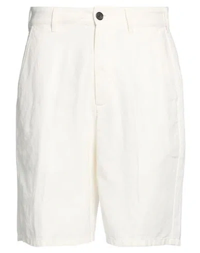 Department Five Department 5 Man Shorts & Bermuda Shorts Ivory Size 32 Cotton, Linen In White