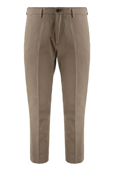 Department Five Prince Chino Pants In Green
