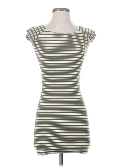 Pre-owned Derek Heart Casual Dress In Gray