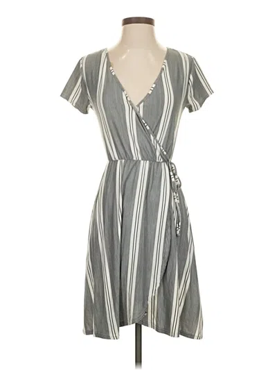 Pre-owned Derek Heart Casual Dress In Gray