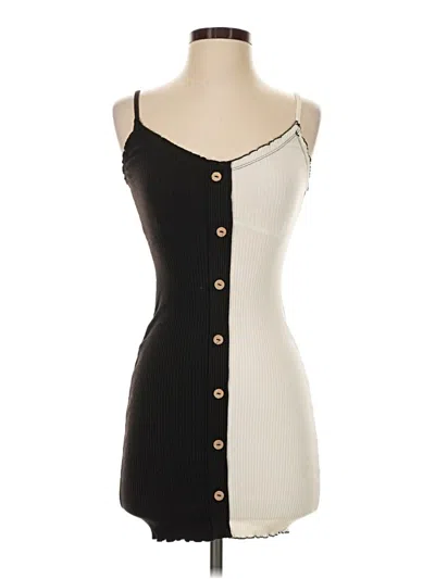 Pre-owned Derek Heart Casual Dress In Ivory