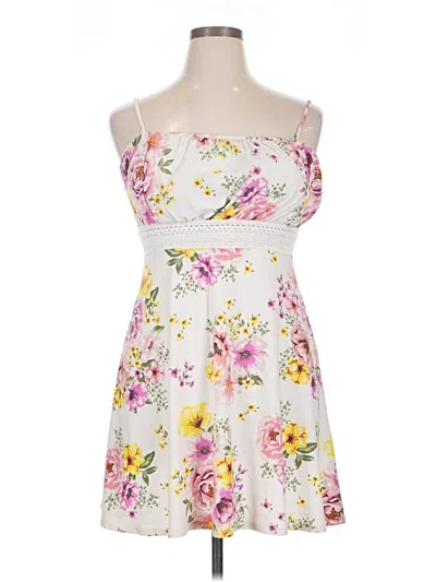 Pre-owned Derek Heart Casual Dress In White