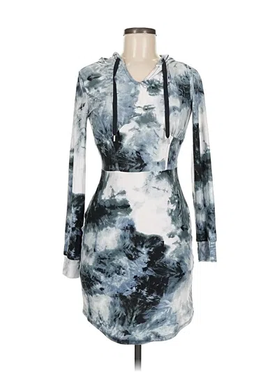 Pre-owned Derek Heart Long Sleeve T-shirt In Blue