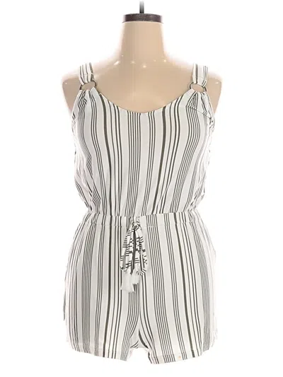 Pre-owned Derek Heart Romper In White