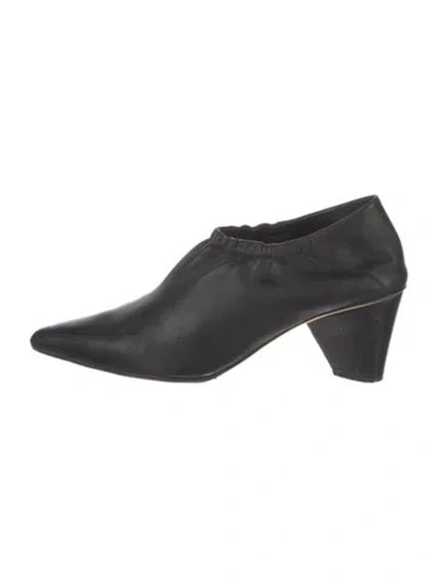 Pre-owned Derek Lam Leather Pumps In Black
