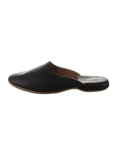 Pre-owned Derek Rose Leather Slippers In Black