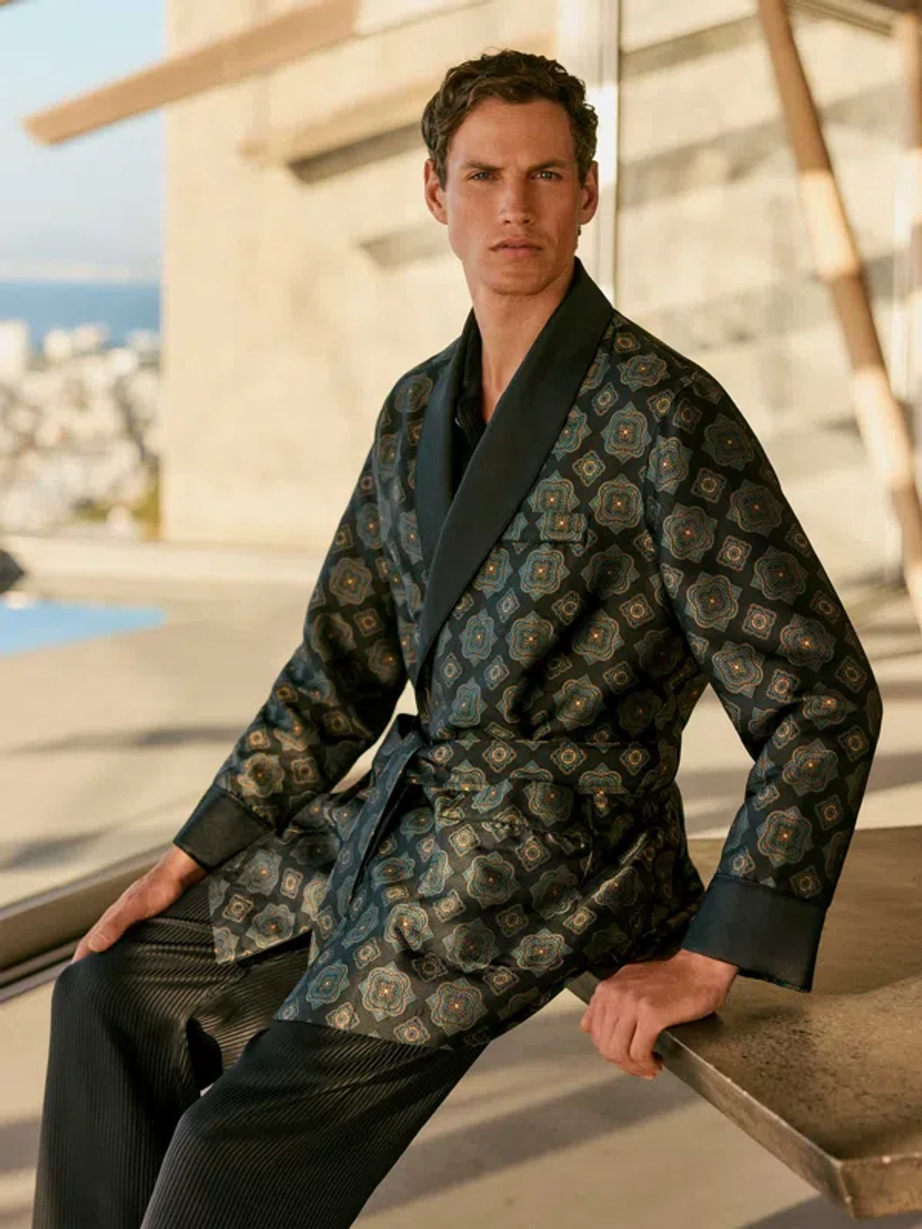 ル*ン様 DEREK ROSE デレク・ローズ　ガウン　コート Derek Rose Men's Smoking Jacket Verona 69 Silk Jacquard Black