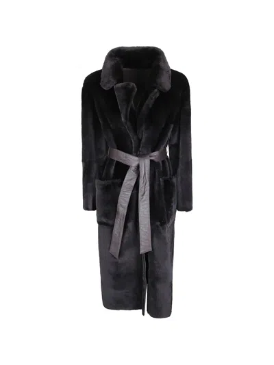 Desa 1972 Reversible Belted Shearling Coat In Black