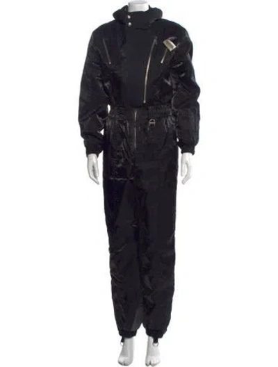 Pre-owned Descente Ski Suit In Black