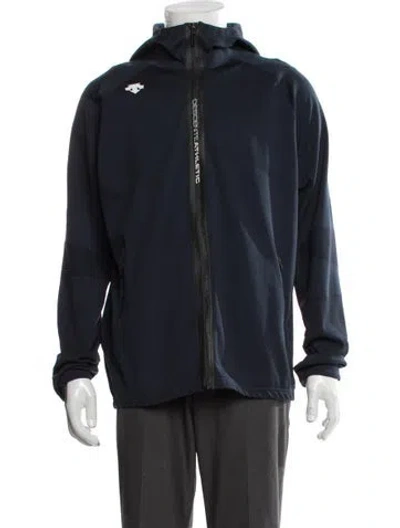 Pre-owned Descente Windbreaker In Blue