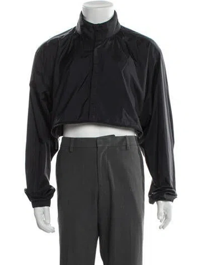 Pre-owned Descente Windbreaker In Gray