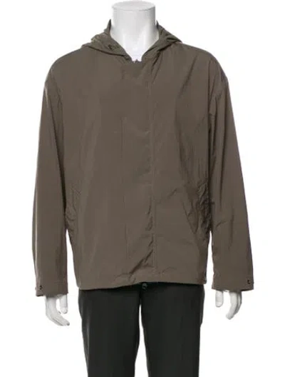 Pre-owned Descente Windbreaker In Green