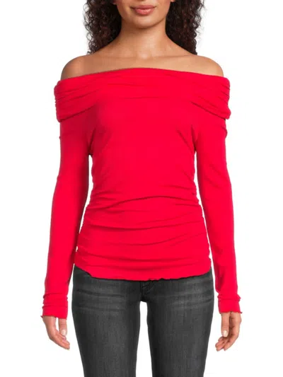 Design 365 Women's Off The Shoulder Ribbed Top In Poinsettia