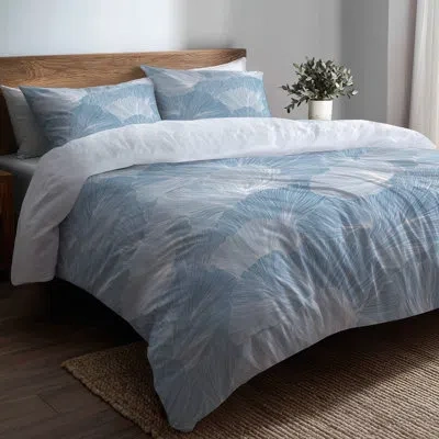 Design Art Abstract Bedding Set Of 4 - White Beachy Shellfish Bed Comforter Set In Blue;white