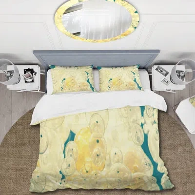 Design Art Abstract Chandelier In The Form Of Balls Ii - Modern Duvet Cover Set - Microfiber Polyester In Yellow,green;yellow,green