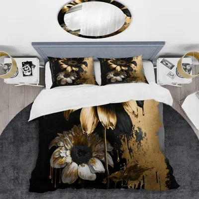 Design Art Black And Gold Daisy Ii - Floral Daisy Duvet Cover Set - Microfiber Polyester In Black;gold