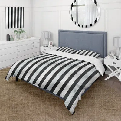 Design Art Black And White Striped Lines Harmony Duvet Cover Set In Black;white