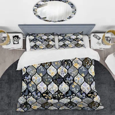 Design Art Black Patchwork Pattern - Patterned Duvet Cover Set In Black,white