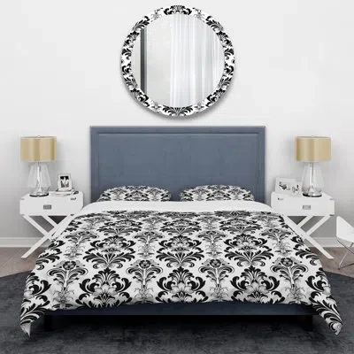 Design Art Black White Damask Glamour Ii - Transitional Duvet Cover Set In Black;white