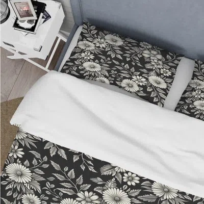 Design Art Black White Secret Floral Gardens V - Traditional Duvet Cover Set In Black;white