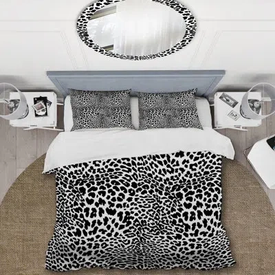 Design Art Black/white Microfiber 3 Piece Duvet Cover Set In Black;white