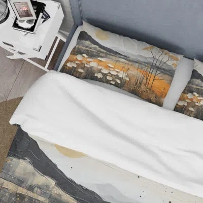 Design Art Bold Canyon Mirage Ii - Canyon Duvet Cover Set - Microfiber Polyester In White;orange