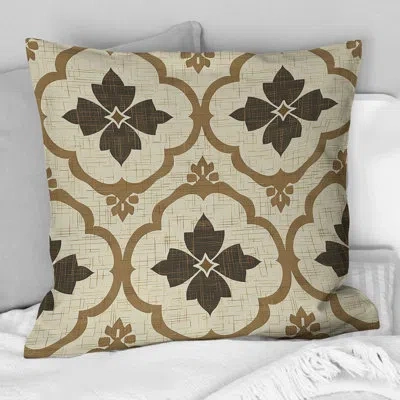 Design Art Brown Beige Quatrefoil Pattern I - Modern Throw Pillow In Brown;beige