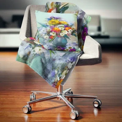 Design Art Bunch Of Small Flowers - Floral Printed Pillow In White