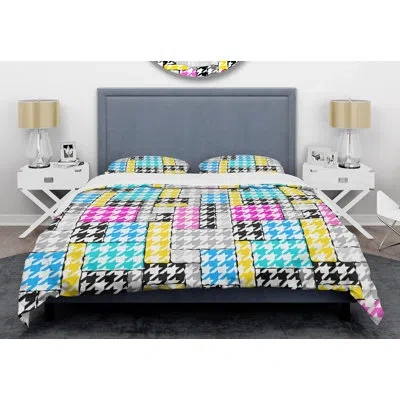 Design Art Classic Hounds-tooth Ii Mid-century Duvet Cover Set In Pink,green,gray