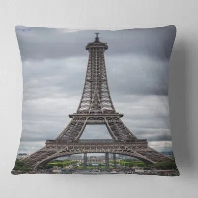 Design Art Designart 'grayscale Paris Eiffel Tower' Cityscape Photography Sqaure Pillow Cover & Insert