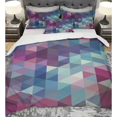 Design Art Designart Triangular In Shades Duvet Cover Set In Blue;red