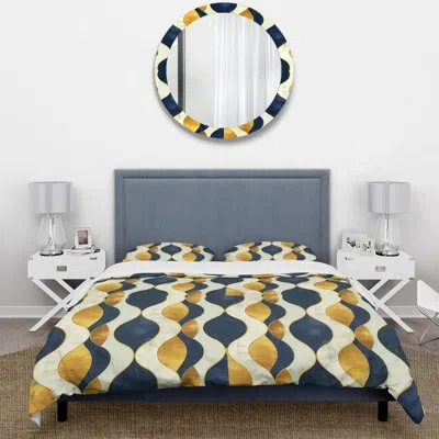 Design Art Gold Ogee Print - Midcentury Duvet Cover Set In Black;gold